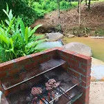 Tingkat Valley